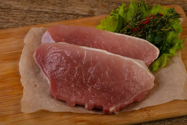 Bife de porco cru — Fotografia de Stock