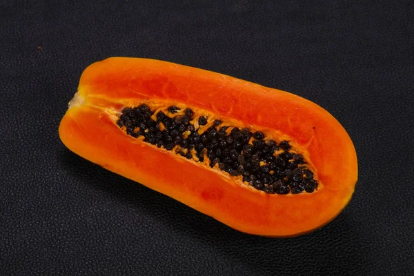 Delicioso saboroso fruta madura Papaia — Fotografia de Stock