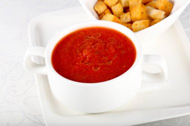 Gazpacho çorbası