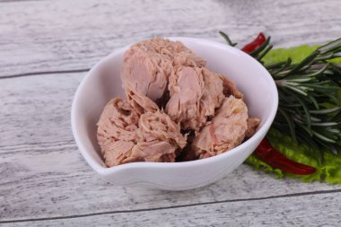 Kase lezzetli konserve ton balığı