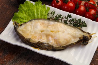 Wolffish biftek pişmiş