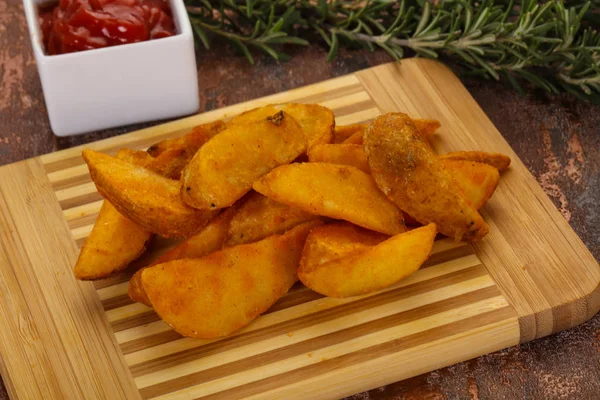 Fried potato slices