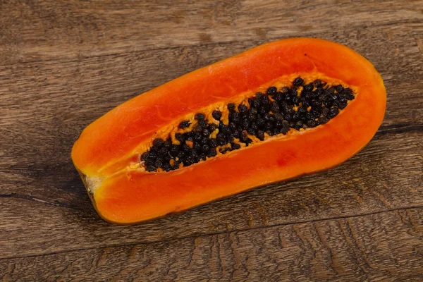 Tasty delicous ripe fruit Papaya — Stock Photo, Image
