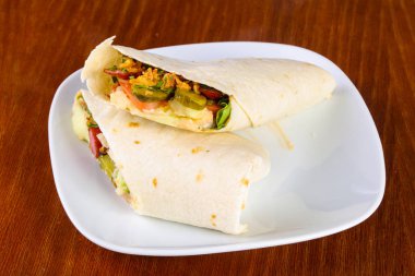 Saucage ile Tortilia