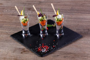 Somon ve salatalık mix