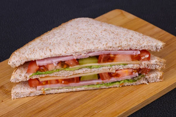 ハムとチーズのクラブ サンドイッチ — ストック写真