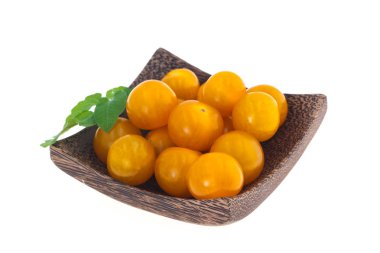 Olgun lezzetli sarı kiraz domates