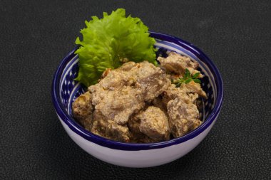 Krem ve kuru domates ile tavuk karaciğeri