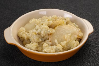 Armut ve Gorgonzola ile risotto