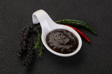 Et için karabiber sosu