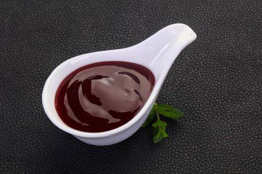 Lezzletli yabanmersini sosu