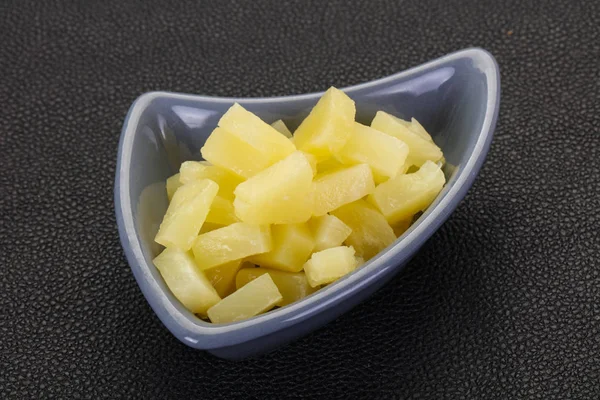 Gemarineerde ananas stukjes — Stockfoto