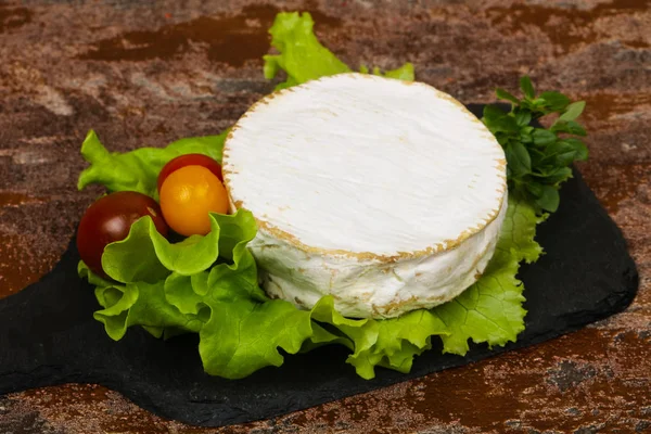 Delicoso queso camembert — Foto de Stock