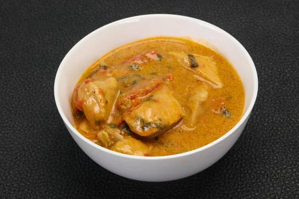 Soupe traditionnelle de poulet au curry thaï — Photo