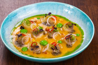 Sos ve biber ile tarak