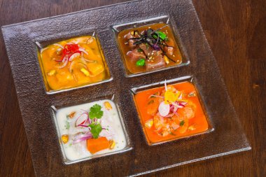 Somon ile balık çerez karışımı