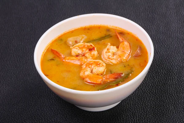 Ünlü Tay Tom Yam çorbası
