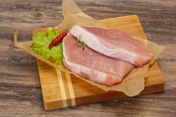 Sulu Çiğ domuz biftek et — Stok fotoğraf