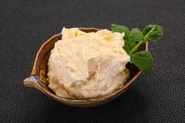 Kuru Kayısı ile lor