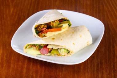 Saucage ile Tortilia