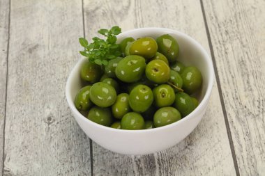 Kasede Yeşil Campo Gerçek zeytin