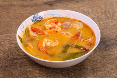 Ünlü Tay Tom Yam çorbası