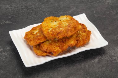 Kasede kavrulmuş patates krep