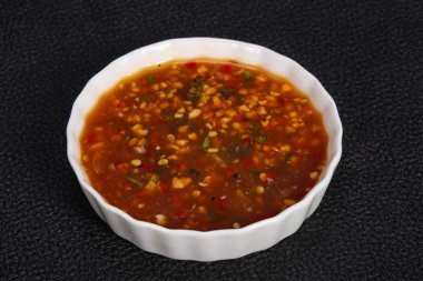 Tay tarzı baharatlı biber sos 