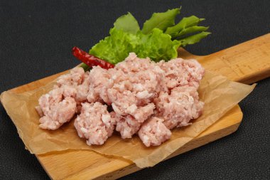 Pişirme için ev yapımı domuz kıyılmış et