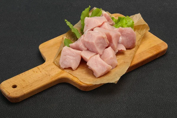 Daging babi segar mentah kubus — Stok Foto