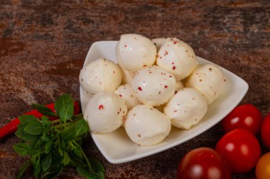 mozzarella peynir topları