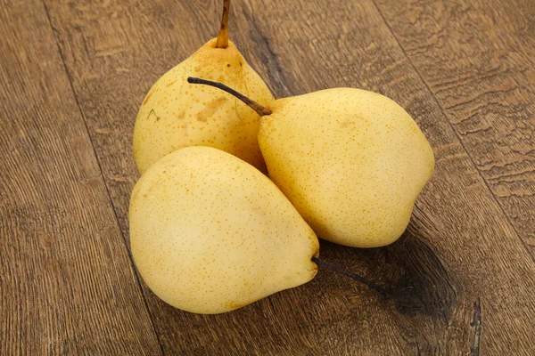 Juicy Chinese pear — Stock Photo, Image