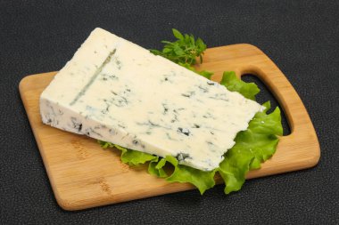 İtalyan geleneksel Gorgonzola yumuşak peynir