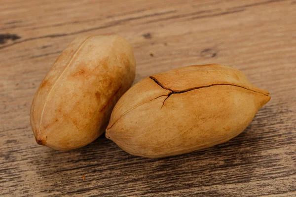 Ripe Tasty Two Whole Pecan Nuts — Stock Photo, Image