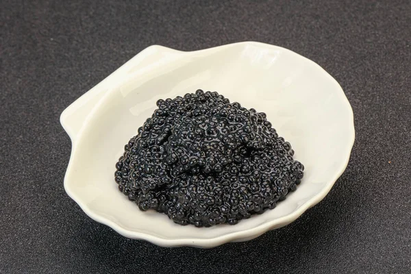 Lüks balık, kâsede siyah havyar.