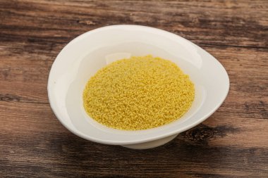 Yemek pişirmek için klozette çiğ öksürük yığını