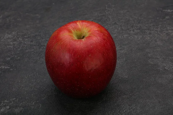 Einzige Rote Süße Leckere Apfelfrucht — Stockfoto