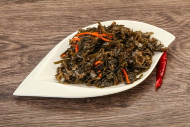 Havuçlu ve susamlı yosun kabağı.