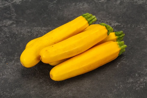 Ripe Tasty Yellow Young Zucchini Heap — Stock Photo, Image