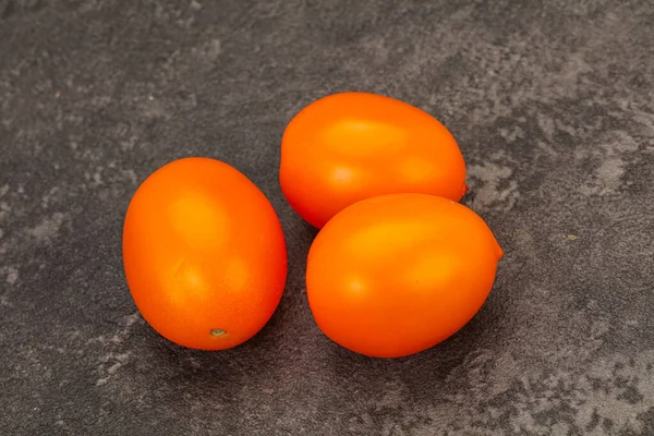 Leckeres Gemüse Gelber Tomatenhaufen Über Dem Hintergrund — Stockfoto