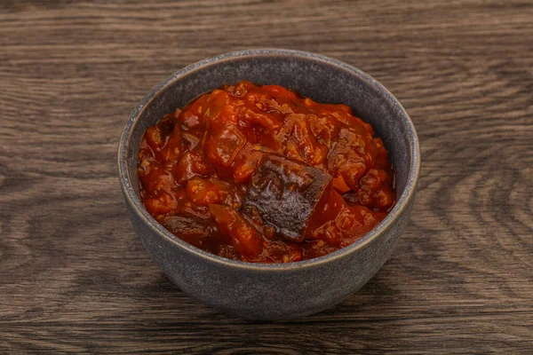 Lecker Sautierte Auberginen Mit Tomaten Und Kräutern — Stockfoto