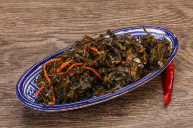 Havuçlu ve susamlı yosun kabağı.