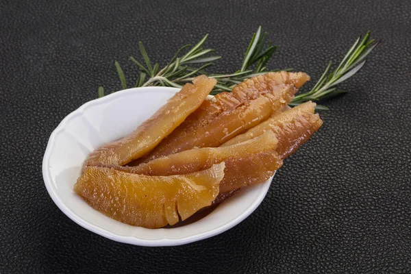 Kavanozda havyar turşusu.