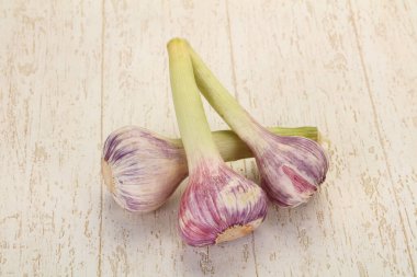 Taze aromalı sarımsak yığını