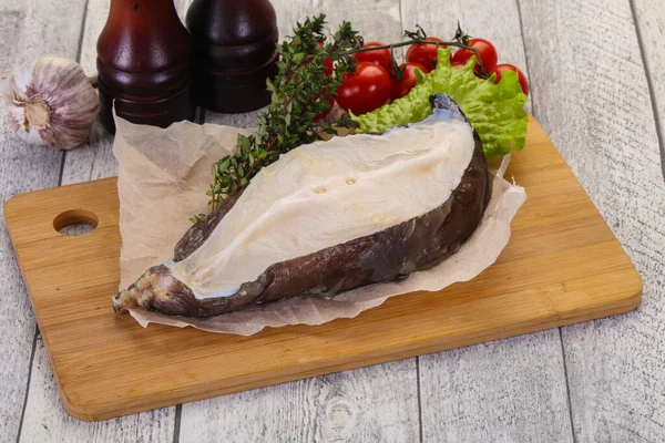 Steak Mentah Wolffish Siap Untuk Memasak — Stok Foto