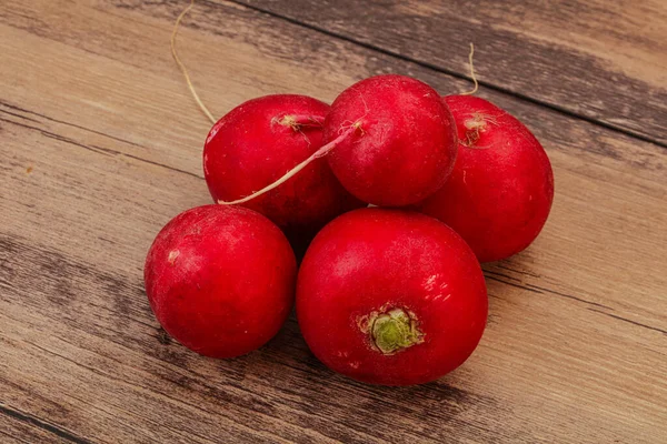 Ripe Fresh Radish Heap Wooden Background — Stock Photo, Image