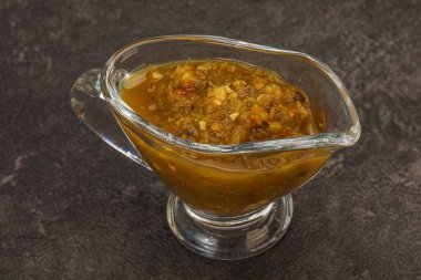 Kasede biberli yeşil baharatlı sos.