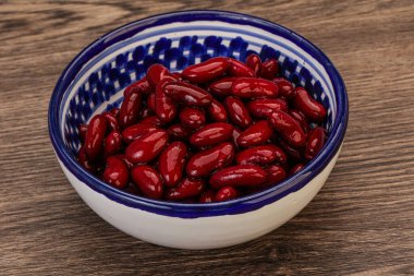 Soslu kırmızı böbrek.