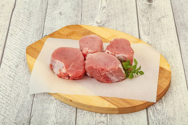 Raw Pork Medallion Served Rosemary Cooking — Stock Photo, Image