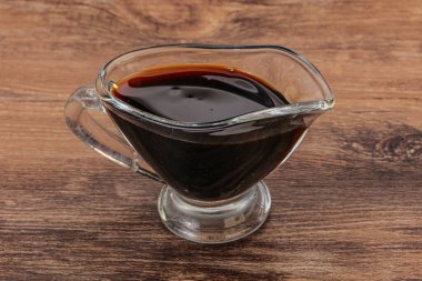 Asya mutfağı. Kasede soya sosu.